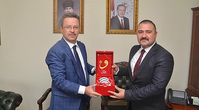 Melekli Belediye Başkanı Coşar'dan Vali Ünlü'ye Bayram Ziyareti