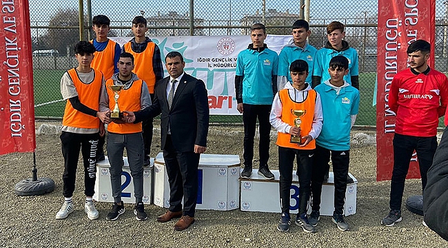 Genç Erkekler Bocce Turnuvası Sona Erdi