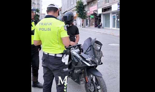 Trafik Ekipleri Bayram Denetimlerine Sıkı Bir Şekilde Devam Ediyor