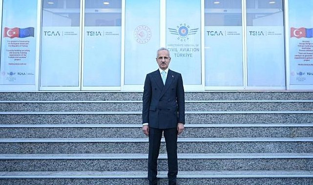 Bakan Uraloğlu'ndan 12 yeni iç hat müjdesi