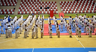 Muş'ta 400 sporcu için 