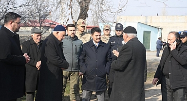 Aralık Kaymakamı Muhammet Fatih Aydın, Yukarı Topraklı Köyü'nü Ziyaret Etti