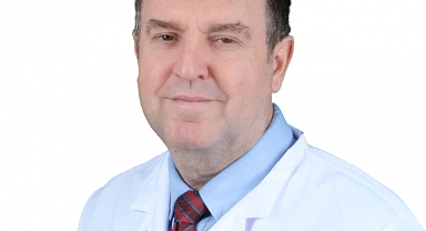 Diz ve kalça protezi ameliyatında, robotik cerrahi başarı oranını yükseltiyor