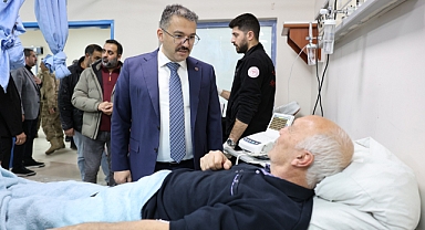Iğdır Valisi Turan, Hastane Ziyaretinde Vatandaşlarla Buluştu