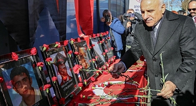 Dershane önündeki terör saldırısında hayatını kaybedenler anıldı