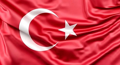 Dilucu Şehitleri Anısına Bayrak Yeniden Göndere Çekildi