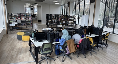 Elazığ'da öğrenciler modern mahalle kütüphanelerinde geleceğe hazırlanıyor