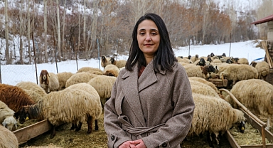 Gıda mühendisi genç kadın devlet desteğiyle besicilik yapmaya başladı