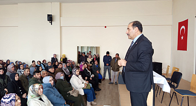 İl Milli Eğitim Müdürü Aziz Gün, Veli Toplantısına Katıldı