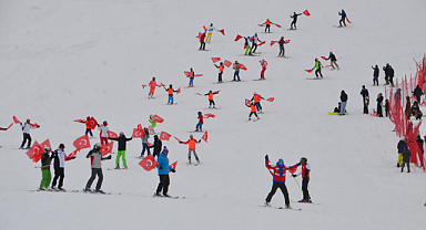 Muş'ta kar festivali düzenlendi