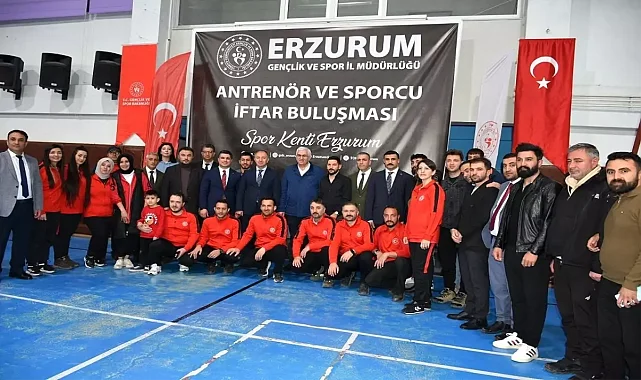 AK Parti Milletvekili Öz, Erzurum'da Sporcularla İftar Yemeği Düzenledi