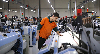 İstanbul ve Bursa'dan 55 ülkeye yaptığı perde ihracatını Bingöl'e taşıdı