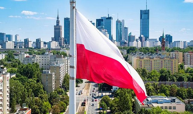 Polonya, göçmenlerin iltica başvurularını askıya aldı - Dünya Haberleri