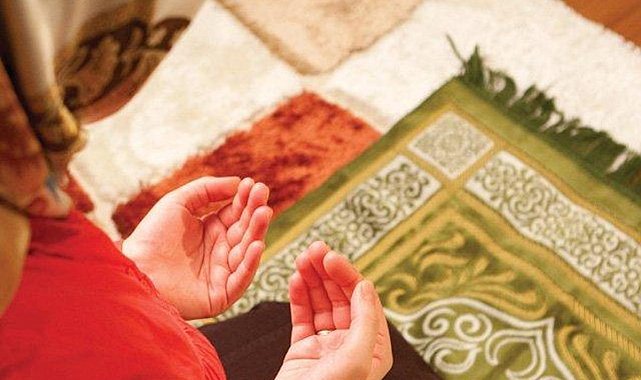 Akşam namazı nasıl kılınır? Akşam namazı kaç rekattır? Akşam namazı kılınışı Diyanet bilgileri!