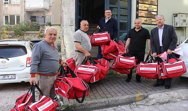 Bursa'da amatör spora 'Hayat' veren çantalar teslim edildi