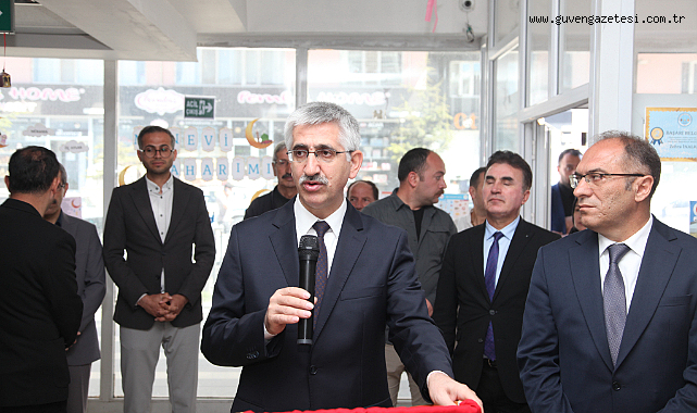 Milli Eğitim Bakan Yardımcısı Yılmaz, Bitlis'te TÜBİTAK 4006 Bilim Fuarı'nın açılışına katıldı