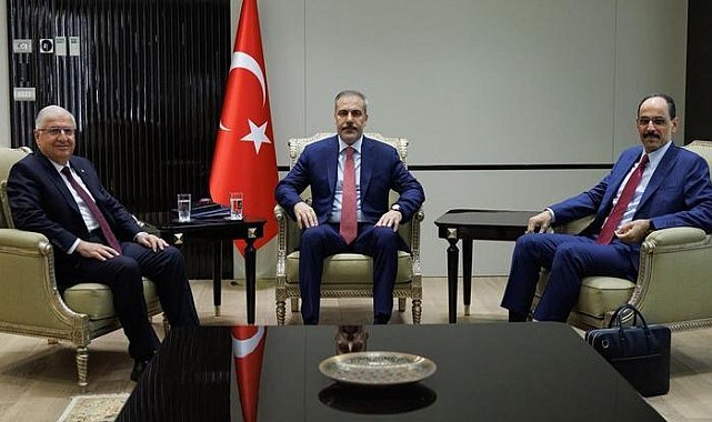 Dışişleri Bakanlığı'nda kritik 3'lü zirve: Hakan Fidan, İbrahim Kalın ve Yaşar Güler bir araya geldi