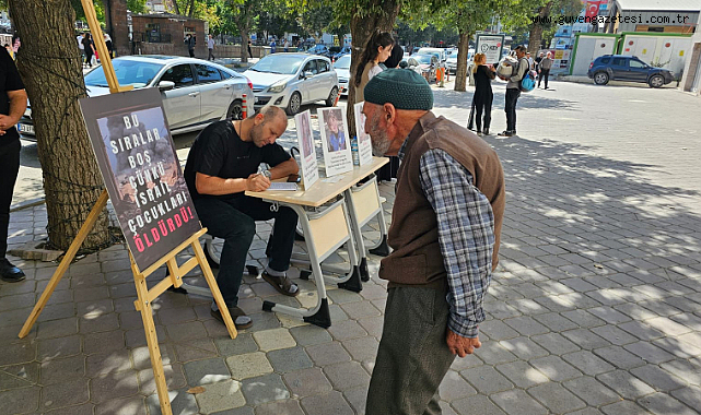 AK Parti Gençlik Kollarından Etkinlik: “Boş Sıralar”