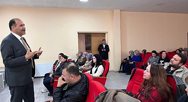 Aziz Gün, Ölçme ve Değerlendirme Seminerinde Öğretmenlerle Buluştu