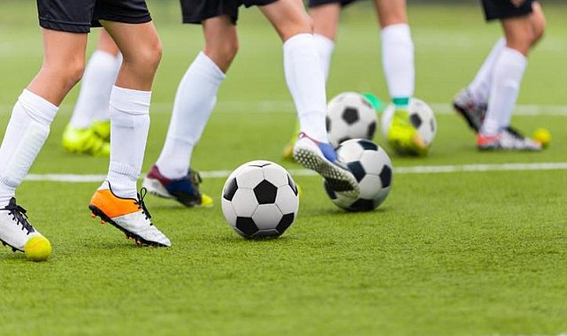 Futbolcu Nasıl Olunur? Futbolcu Olmak İçin Gerekenler Nelerdir? Futbolcu Olma Şartları Nelerdir? - Spor Haberleri