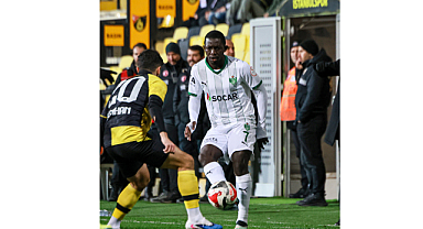 Zor bir haftanın ardından kritik deplasmanda önemli bir galibiyet geldi