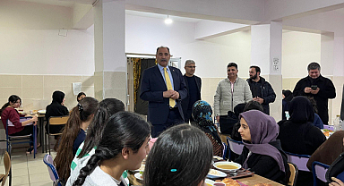 Iğdır’da “Maarifin Kalbinde Ramazan” İftarında Öğrencilerle Gönül Sofrası Kuruldu