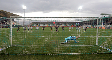 Iğdır FK sahasında Çorum FK'ya 2-0 mağlup oldu