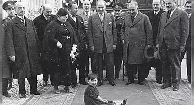 23 Nisanın çok katmanlı hikâyesi: Egemenlikten çocuk bayramına uzanan yol...