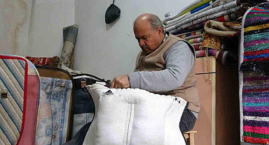 45 yıllık semerci ustası mesleğini yaşatmaya çalışıyor
