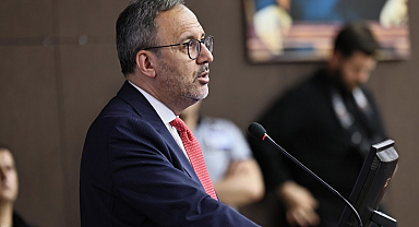 AK Parti İzmir Milletvekili Mehmet Muharrem Kasapoğlu Kamu Yönetimi öğrencileriyle buluştu