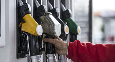 AKARYAKIT FİYATLARI 21 NİSAN: Benzin, motorin, LPG ne kadar? İstanbul, Ankara, İzmir akaryakıt fiyatları