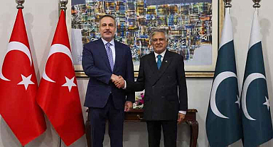 Dışişleri Bakanı Hakan Fidan, Pakistanlı mevkidaşı Dar ile görüştü