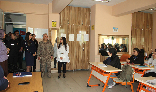 Emniyet ve Eğitimden Okul Ziyareti