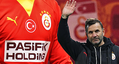 Galatasaray'da 5 oyuncunun bileti kesildi, 2 isim topun ağzında!