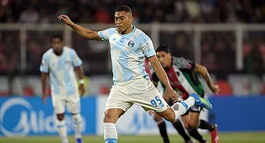 Galatasaray'ın eski yıldızı 6 dakikada 3 penaltı kaçırdı!