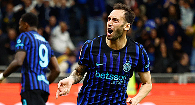 Hakan Çalhanoğlu'nun şovu Inter'i finale taşıdı!