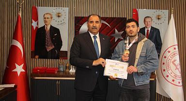 Iğdır'da Sambo Gururu: Taha Can Türkiye Şampiyonu Oldu