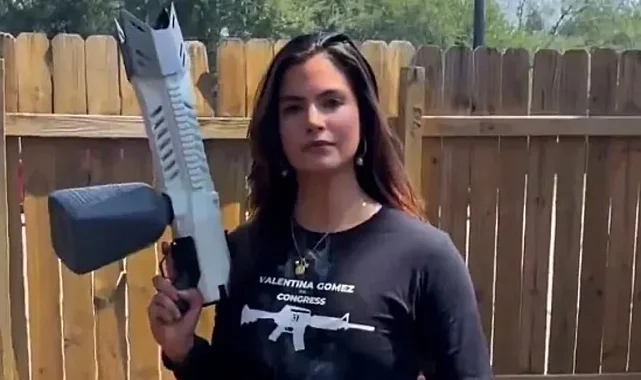 İslam karşıtı kadın provokatörün İngiltere'ye girişine iptal