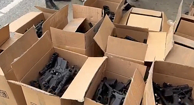 İstanbul'da durdurulan araçta 1.021 adet silah ele geçirildi