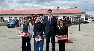 Karakoyunlu’da 23 Nisan Coşkusu Okullarda Yaşandı