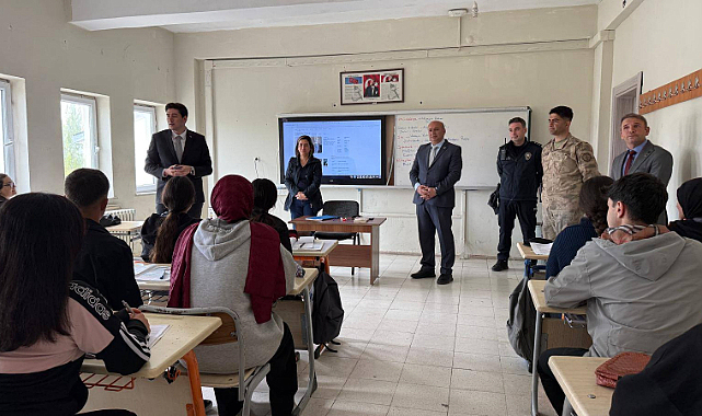 Kaymakam Erdoğan'dan Okul Ziyareti