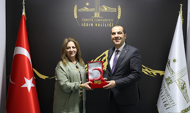 Kızılay Heyetinden Iğdır Valisi Taşolar’a Ziyaret