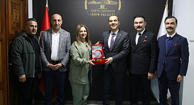 Kızılay Heyetinden Iğdır Valisi Taşolar’a Ziyaret