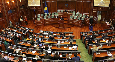 Kosova'da meclis feshedildi: Cumhurbaşkanlığı krizi erken seçimi tetikledi