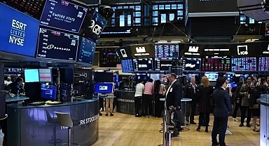 Küresel piyasalar İran-ABD müzakere sinyalleriyle rahatladı: Petrol ve borsalarda son durum…