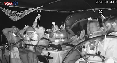 Küresel Sumud Filosu'na yönelik İsrail saldırısı kamerada | Video videosunu izle