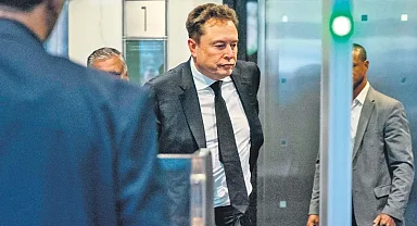 Musk'tan yapay zekâya 150 milyar dolarlık dava