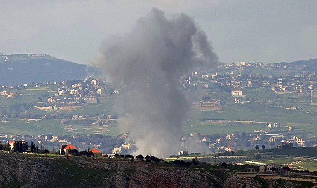 Müzakereler sürerken saldırı! İsrail, Lübnan'ı vurdu