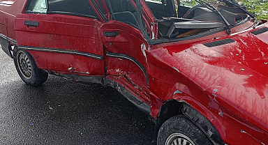 Nevşehir'de otomobiller çarpıştı: 6 yaralı