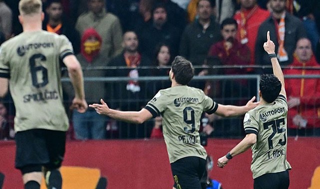 Petkovic, sahalara golle döndü!